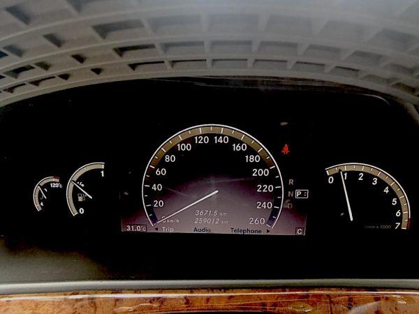 Mercedes-Benz S350L W221_meter cluster