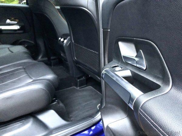 Mercedes-Benz GLB 200_second row seats