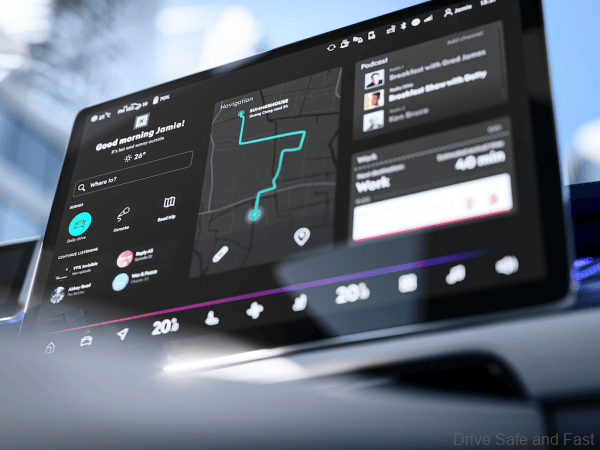 Lynk & Co ZERO EV_infotainment screen