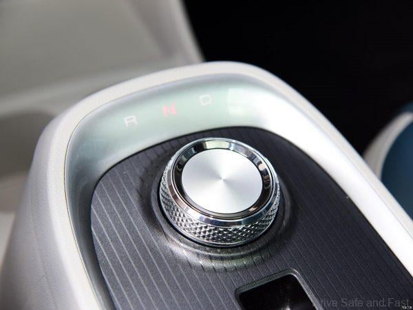 Ora ES11 Good Cat Electric Car_gear knob