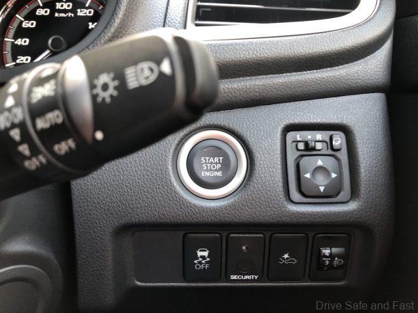 Mitsubishi Triton Adventure_2021_ignition button