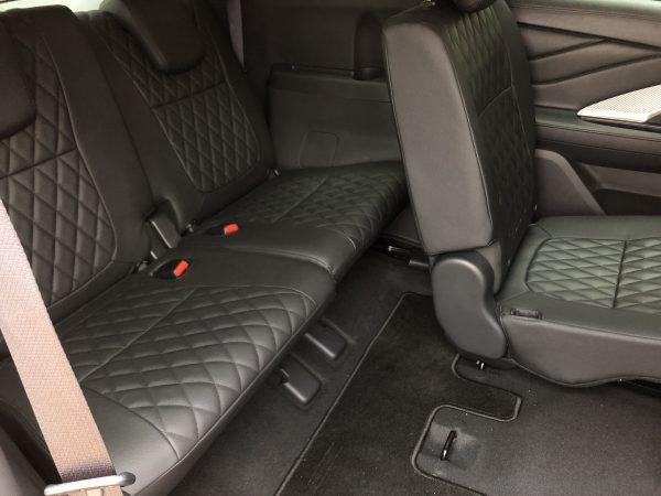 Mitsubishi XPANDER_3rd row seats access