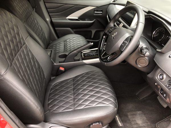 Mitsubishi XPANDER_front seats