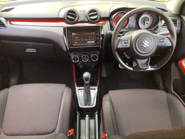 Suzuki Swift 1.4L Boosterjet_dashboard