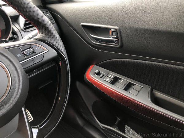 Suzuki Swift 1.4L Boosterjet-power window controls