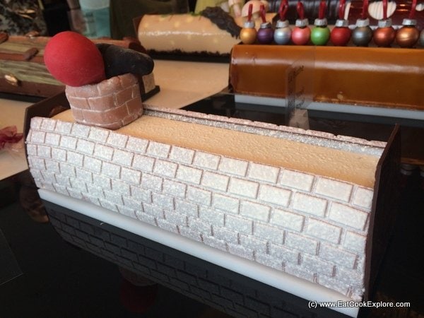 Valrhona Buche de Noel (3)