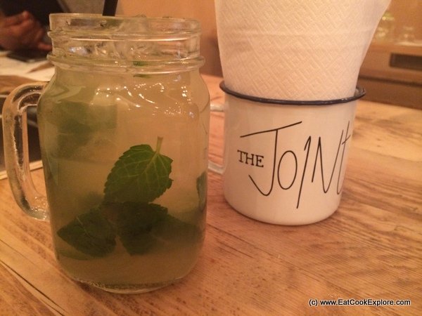 The joint Marylebone BBQ Ribs
