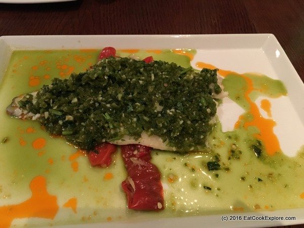chinese cricket club Steamed sea bass 