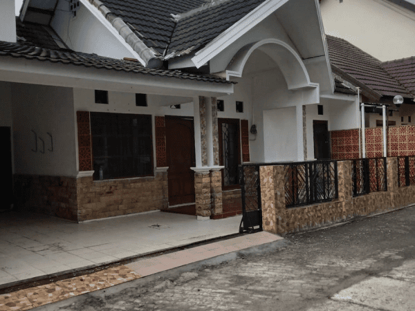 rumah dijual condongcatur sleman 4 kamar