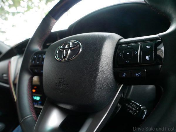 2021 Toyota Fortuner 2.8 VRZ Facelift steering