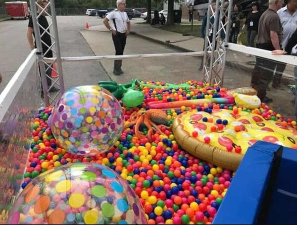 Human Claw Machine Rental / Human Crane rental for events in Los Angeles, Orange County, and nationwide