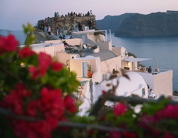 oia-santorini-dusk view of caldera from castle of oia in Santorini, Greecein santorini