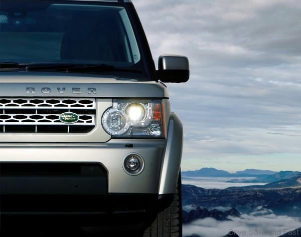 Land_Rover-Discovery_4_6