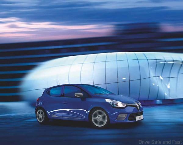 New Renault CLIO GT LINE_on location in Paris