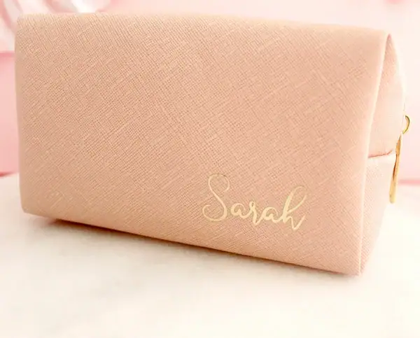 Caja de regalo personalizada Happy Birthday Coquettes con detalles chic y divertidos - Imagen 3