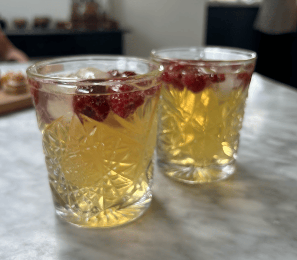 Drinkar med färska bär