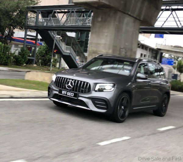 Mercedes GLB 350 AMG_front view