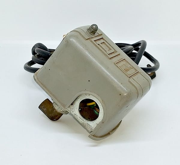 Square D pressure switch