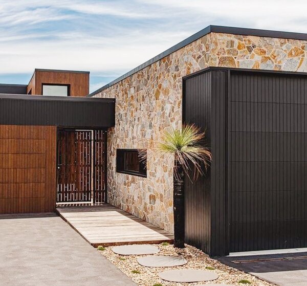 Laverton Irregular limestone Walling Project by horizonlandscapes in Culburra Beach