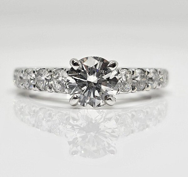 1.01ct VS2 Diamond Engagement Ring