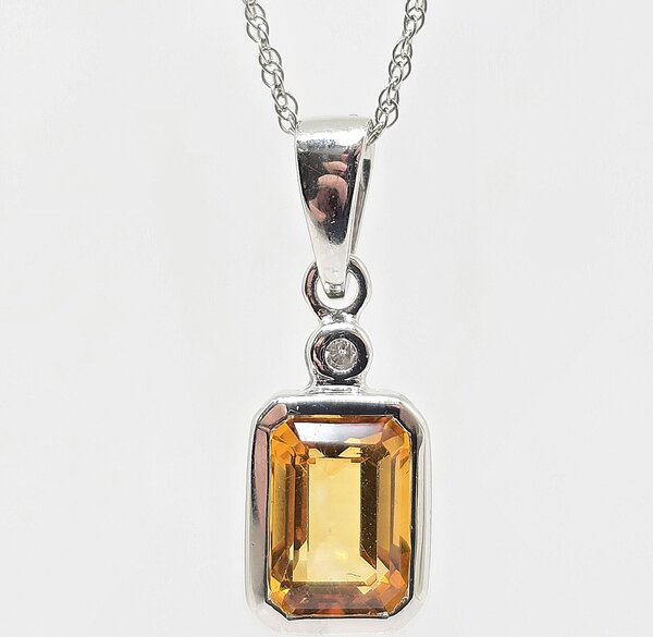 10k 1ct Bezel Citrine Necklace