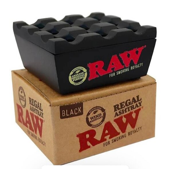 RAW Regal Ashtray | Posacenere in Metallo Stile Vintage