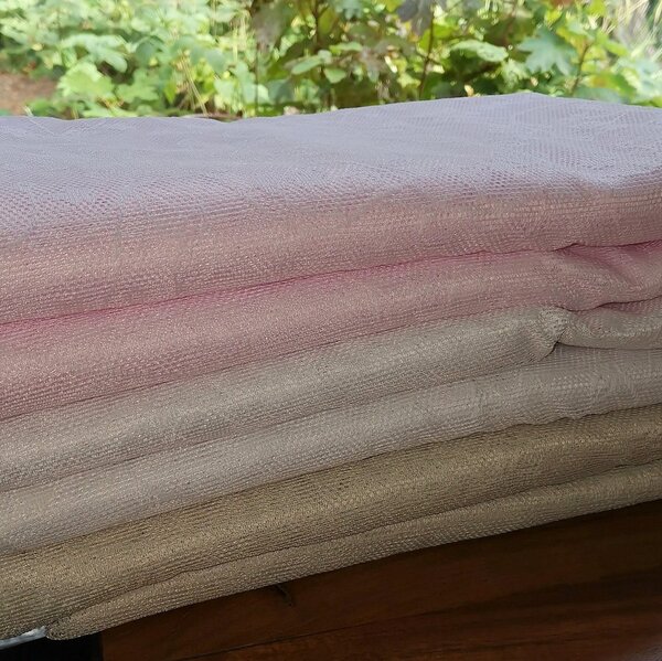 Bittersoet feestverhuur - tafelkleed beige te huur