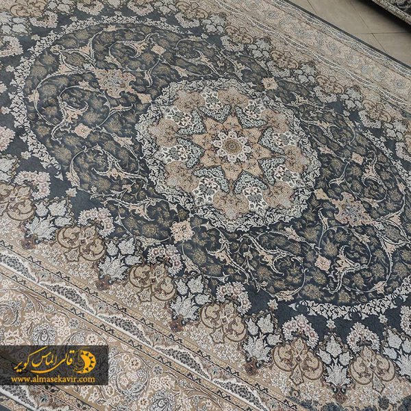 فرش طرح مهرگان دودی
