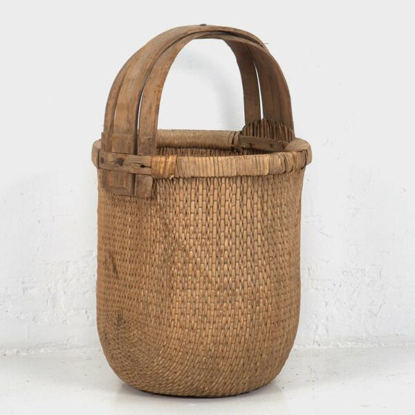 Ancien panier en saule avec anse en bois massif (c.1870) #1