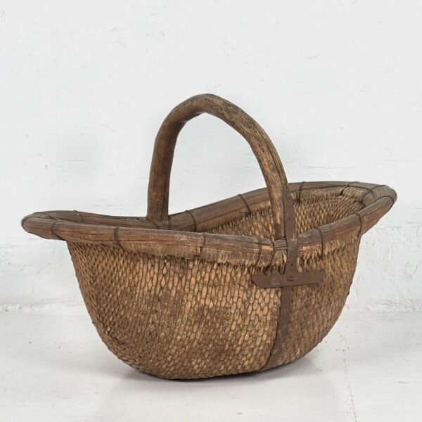 Antique willow basket with solid wood handle (c.1900) #4