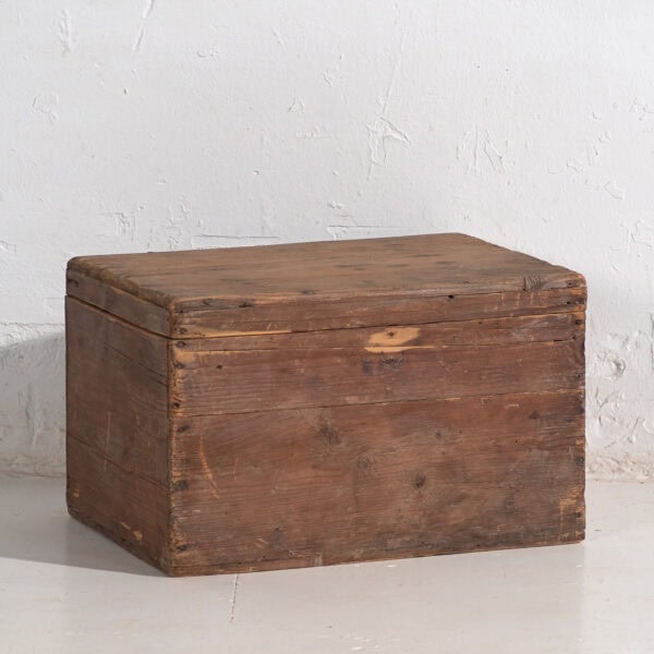 Petit coffret ancien en bois (c.1920) #2
