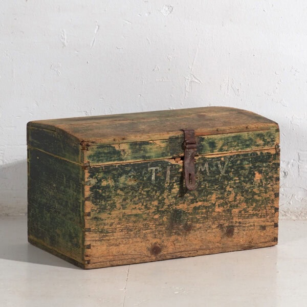 Ancien coffre vert (c.1920) #70