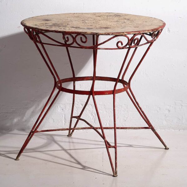 Mesa de jardín antigua de color rojo (c.1920)