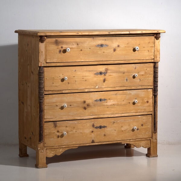 Grande commode ancienne de style provençal (vers 1920) #12