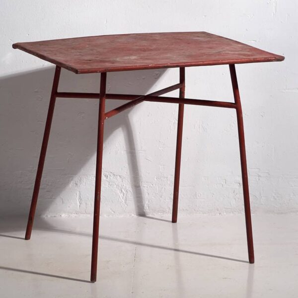 Mesa para exterior antigua de color rojo (c.1920) #13
