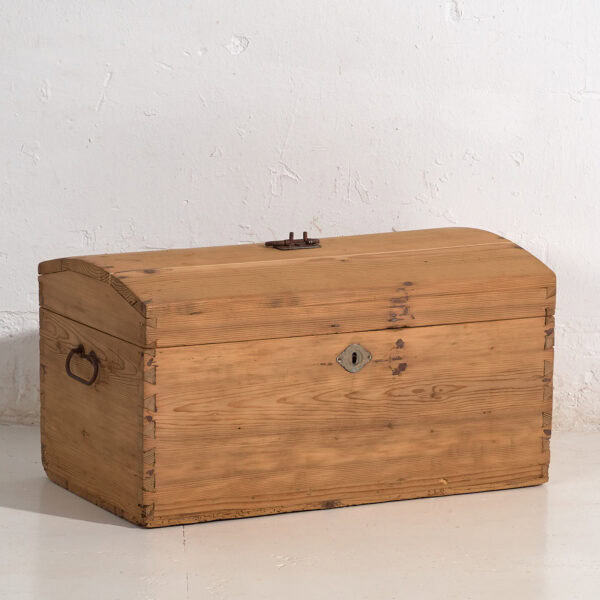 Pequeño cofre antiguo de viaje (c.1900) #1