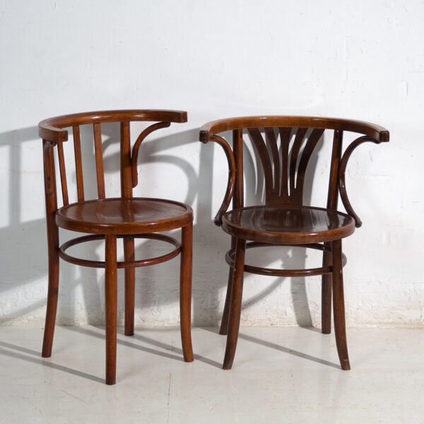 Par de sillas antiguas de madera curvada estilo Thonet – Europa central, circa 1905