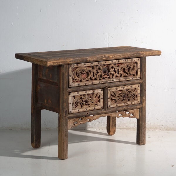 Mesa consola antigua con talla calada – China, circa 1900