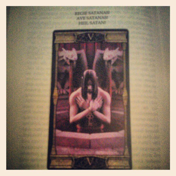 Mein Tag steht im Zeichen des Hierophant #tarot #tageskarte #esoterik #spiritualität