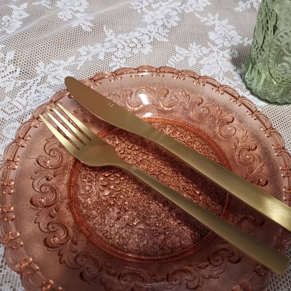 Bittersoet - feestverhuur - events - galzen bord - roze te huur