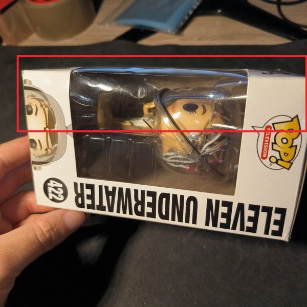Figurine Funko Pop / Eleven Underwater N°422 / Stranger Things