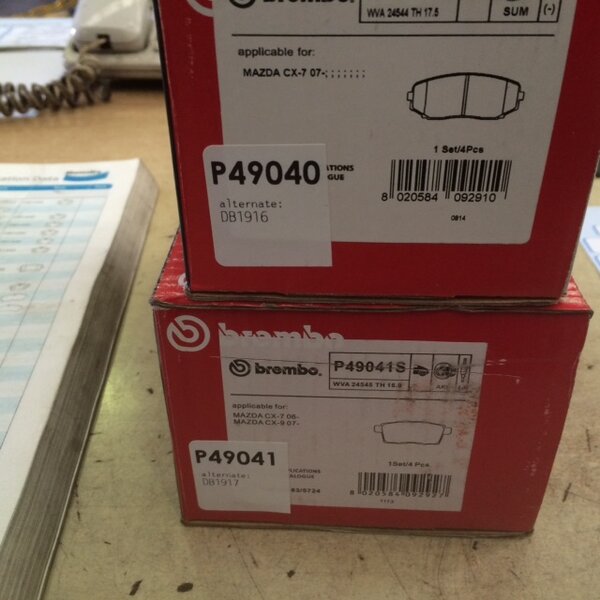 P49040 & P49041 BREMBO DISC PADS MAZDA CX7 & CX9