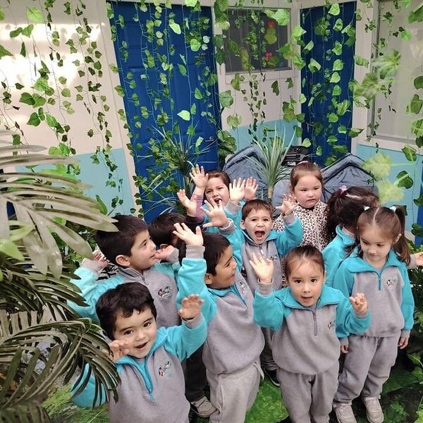 niños selva