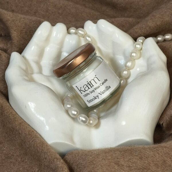 Small Glass Jar Candle - Smoky Vanilla Fragrance
