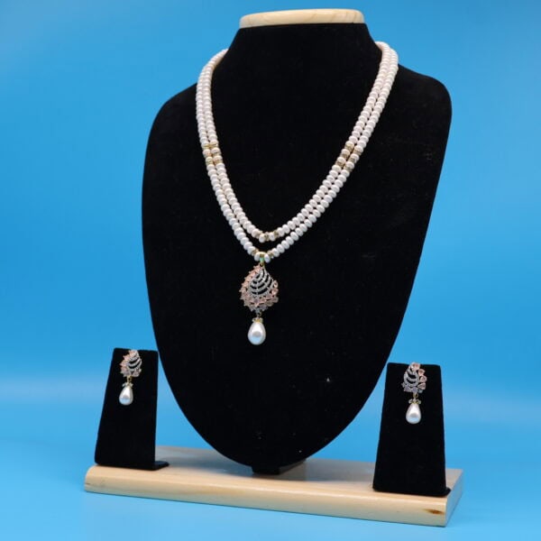 Alternative view of Cz Stone & Pendant Pearl Necklace Set