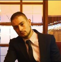 Mario Caviedes — Consultor Estratégico y de Rentabilidad