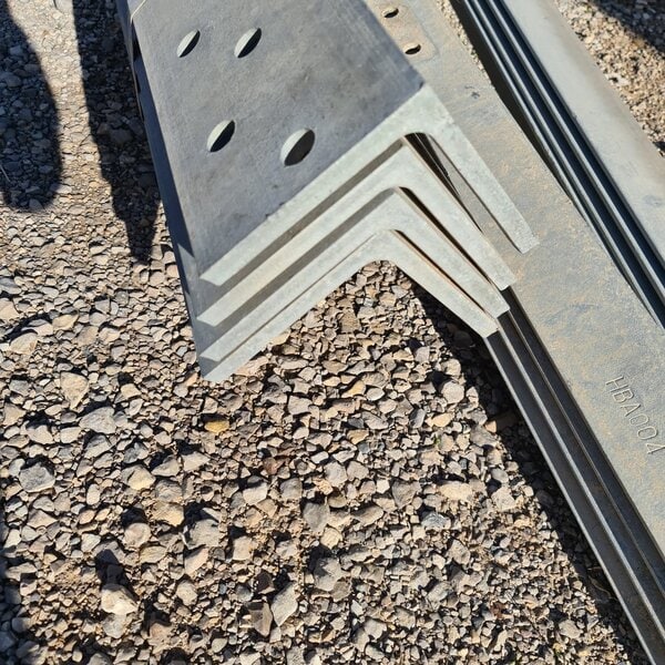 angulo estructural hierro galvanizado 15x15