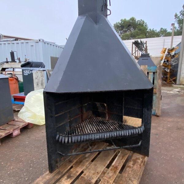 chimenea barbacoa de hierro