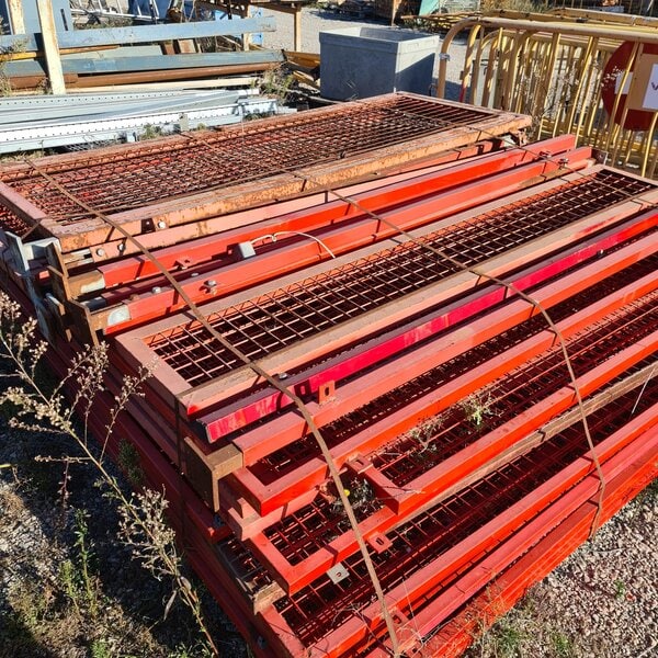 lote estructura metálica vallada rejas de seguridad