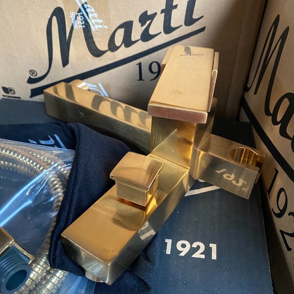 grifos de alta gama marti 1921 – dorados y cromados